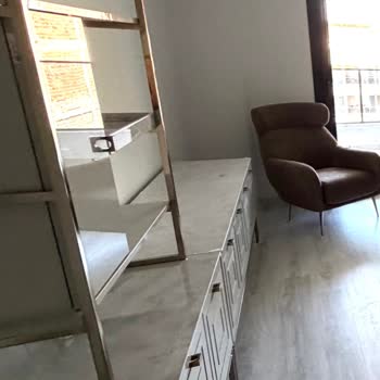 Hasarlı Ürünler Ve Eksik Parçalar Nedeniyle İstikbal Akhisar Şubesinde Mağduriyet