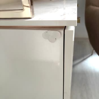 Hasarlı Ürünler Ve Eksik Parçalar Nedeniyle İstikbal Akhisar Şubesinde Mağduriyet