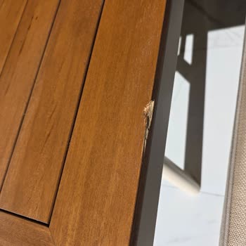 Bauhaus'tan Gelen Kırık Sehpa Parçası Değişim Talebi