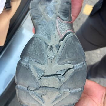 Skechers Ayakkabısında Hızlı Çatlak Ve Deformasyon, İade Ve Değişim Reddi
