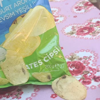 BİM Simsiyah, Çürük Patatese Benzeyen Cips Taneleri Çıktı