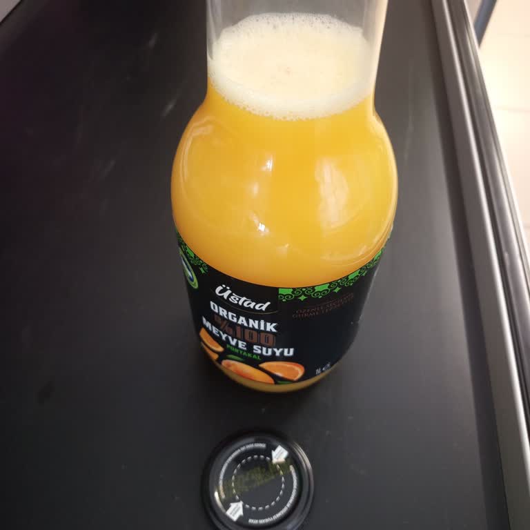 Bozuk Portakal Suyu Ve Saygısız Mağaza Personeli