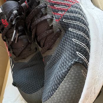 Nike Run Defy Ayakkabılarda Erken Yırtılma Ve İade Talebim