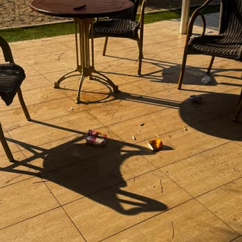 İzmir Royal Beach Club’ta Hijyen Ve Hizmet Çöküşü