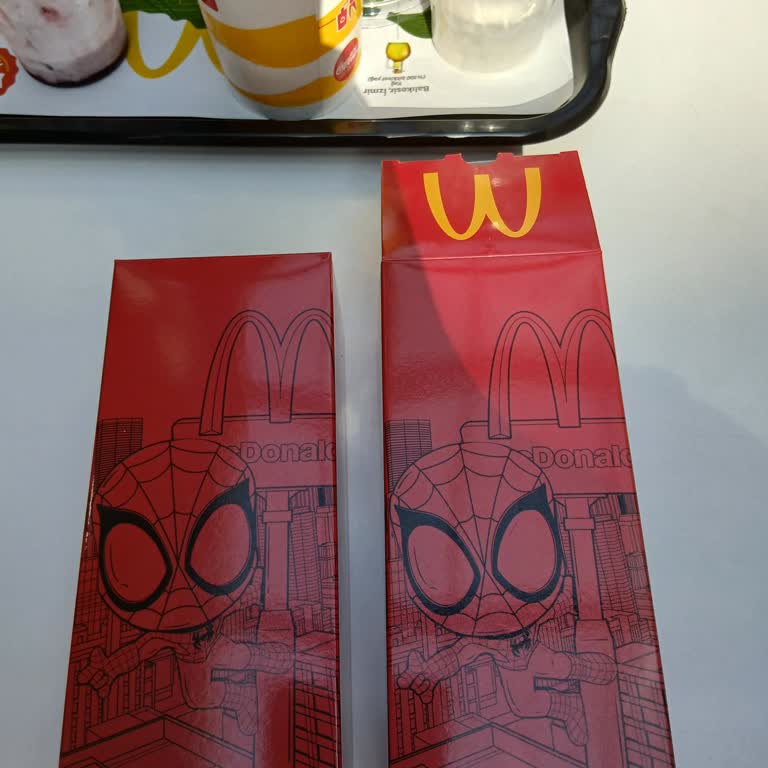 McDonald’s’ta Tek Oyuncak Söylendi, Başkalarına Farklı Verildi