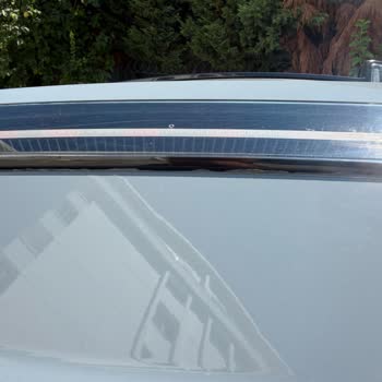 LED Stop Lambasındaki İç Çatlak İçin Garanti Reddi Ve Haksız Muamele