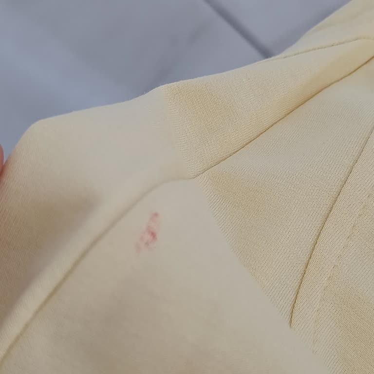 Defolu Pantolon Ücretsiz Değişim Talebi