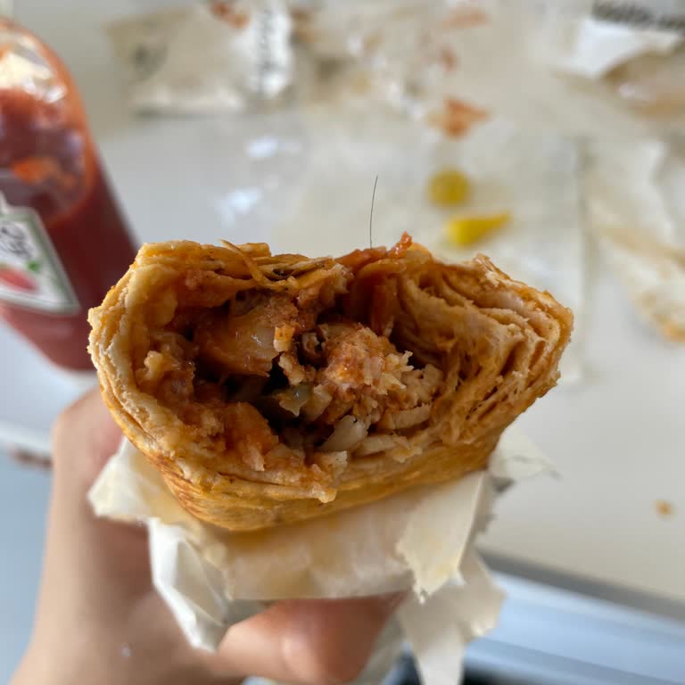 Döner Dürüme Kıl Çıktı: Hijyen İhlali Ve Çözüm Talebi