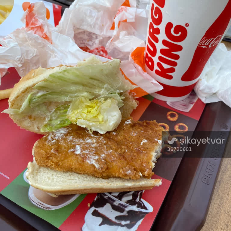 Kuşadası Burger King Şubesinde Yoğun Saatlerde Personel Eksikliği Ve Kalitesiz Burger