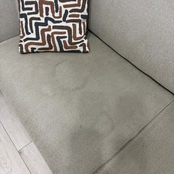 Enza Home Koltuk Takımında Kumaş Kusurları Ve Müşteri Şikayetinin Çözüm Talebi