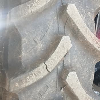 Yeni Traktörümde 5 Ayda Lastik Çatlaması Ve Garanti Reddi