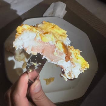 Popeyes Cepa Şubesinde Çiğ Tavuklu Hamburger İhmalı