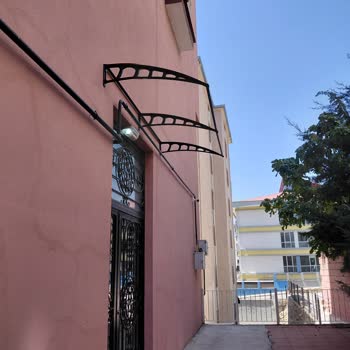 Montajdan Günler Sonra Plaka Uçtu, Eksik Parça Ve Yardımsız Satıcı