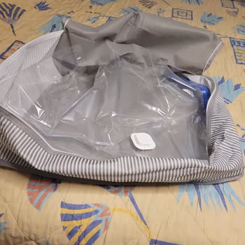 Reklamda Dayanıklı Vaat Edilen Hurç Seti Gerçekte İnce Bez