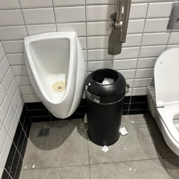 Göcek Starbucks Şubesinde Hijyen Eksikliği: Tuvalet Temizliği Kabullenilemez