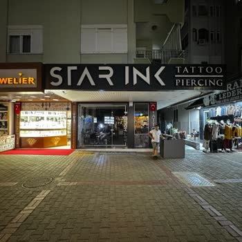 Alanyada Dövme Stüdyomda 21:20'de Tekrarlayan Elektrik Kesintisi İş Kaybına Yol Açıyor