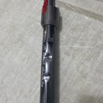 Dyson V15 Süpürge Serviste Her Seferinde Yeni Hasar Alıyor Ve Müşteri Hizmetleri Çözüm Sunmuyor