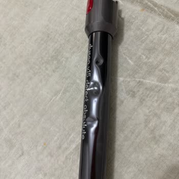 Dyson V15 Süpürge Serviste Her Seferinde Yeni Hasar Alıyor Ve Müşteri Hizmetleri Çözüm Sunmuyor