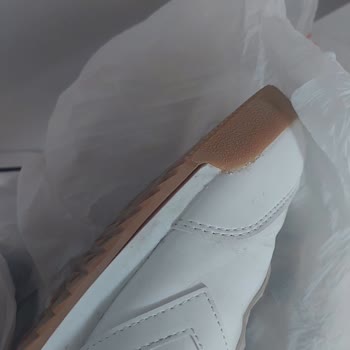 My Hummel Messmer Sneaker Sole Separated on the First Wear