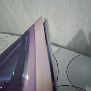 Philips 8000 Ütüsü Kendi Kendine Düşerek Tabanı Kırıldı