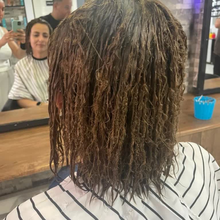Veni Hair Studio Saç Derimi Yaktılar