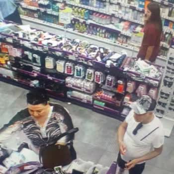 Kasada Unutulan Gözlüğüm Çalındı, Mağaza Çözüm Sunmadı