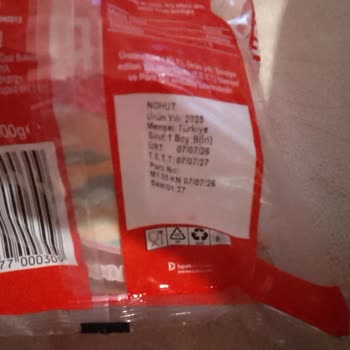 Böceklenmiş Nohut Paketi Üzerinde Gıda Güvenliği İhlali