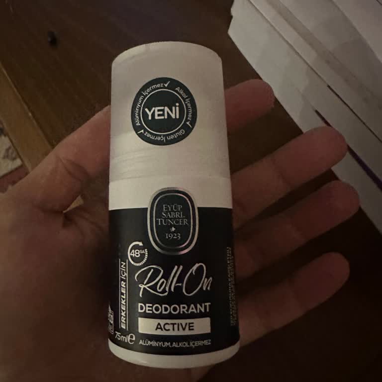Roll-On Deodorant Beyaz Tortu Bırakıyor, Kullanılamaz