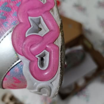 Skechers Çocuk Ayakkabısının Üç Ayda Deforme Olması Ve Garanti Reddi