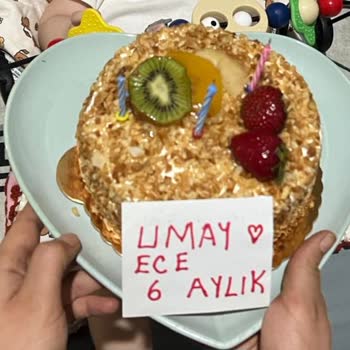 Pastada Tahta Parçası: Tatlıbak Şubesinde Sağlık Riski