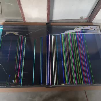 Amazon Delivered Broken 100-Inch Hisense TV: Refund Delayed