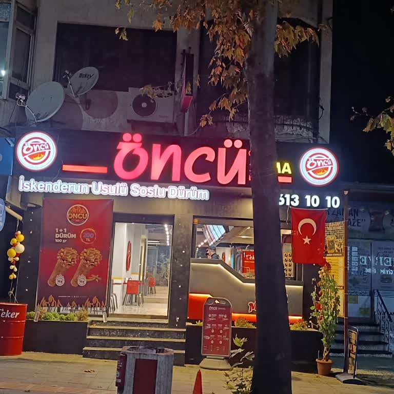 Soma Öncü Döner Şubesinde Saygısız Personel Ve Zorunlu Peşin Ödeme