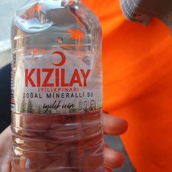 Kızılay Doğal Mineralli Sularında Yoğun Plastik Kokusu Ve İade Talebi
