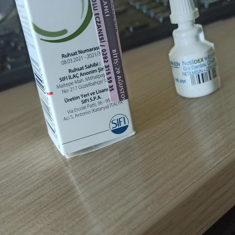 Kilitli Kapak Olmayan Göz Damlası Üzerinde Çift Ürün Sorunu