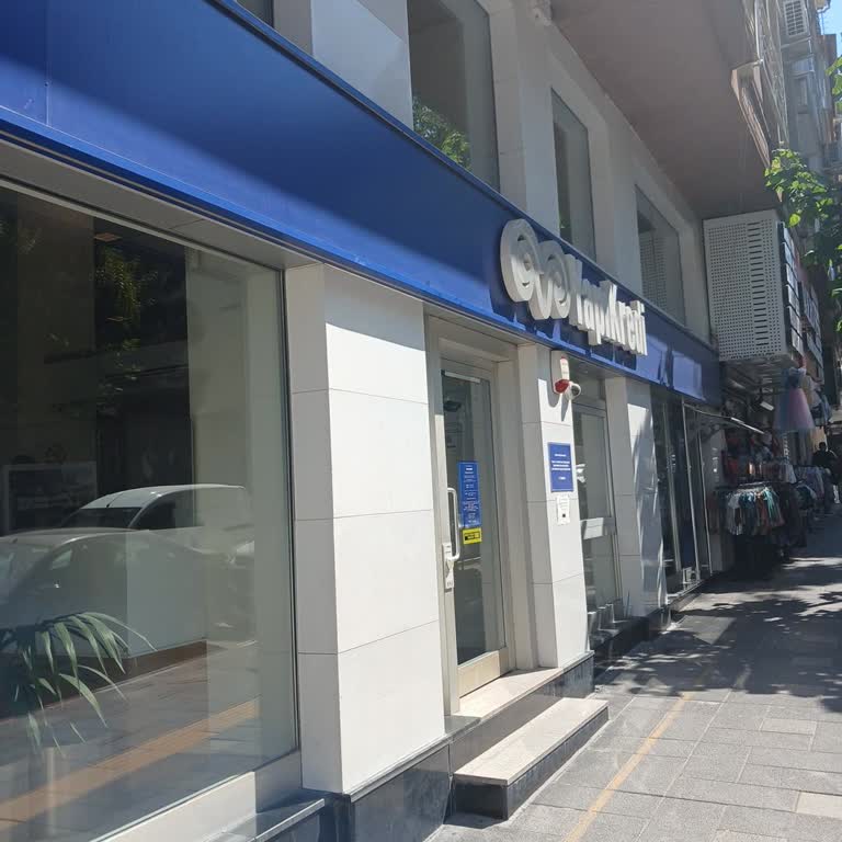 Manisa Soma Yapı Kredi Şubesinde Sıra Sistemi Arızası Ve Uzun Bekleme