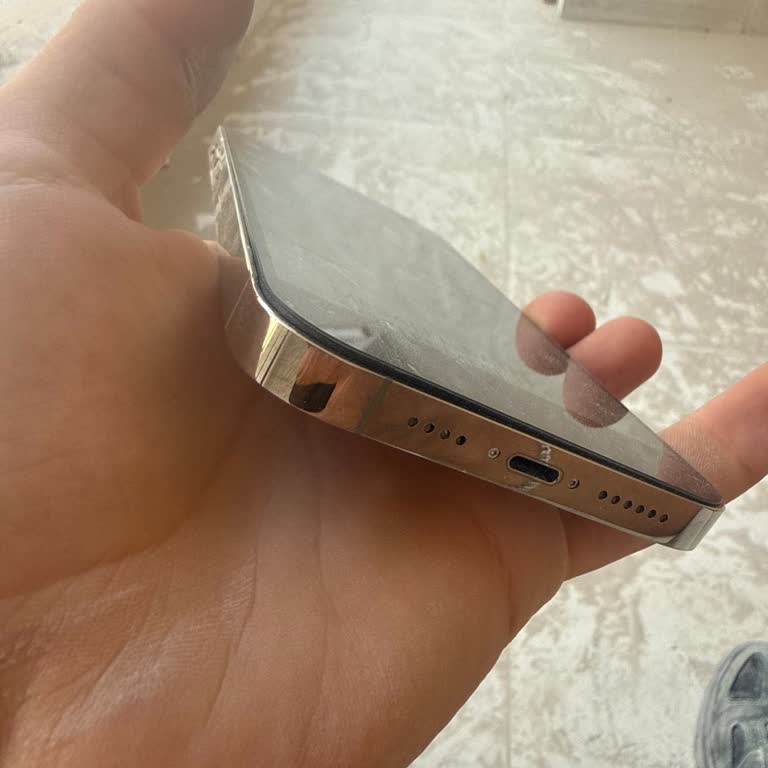 Ayıplı İphone 14 Pro Max Ve Uzun Servis Süresi Nedeniyle İade Süresinin Dolması