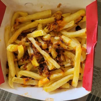 Lüleburgaz Salon Burger Şubesinden Aldığım Siparişte Kötü Ürün Kalitesi Ve Cevapsız İletişim