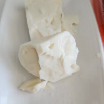 Taze Görünmesine Rağmen Bozuk Beyaz Peynir, Değişim Ve İade