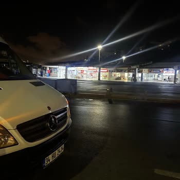 Harem Otogarı Bileti Dudullu’a Değiştirildi, Sıcak Servis Koşulları Ve Telefon Hasarı