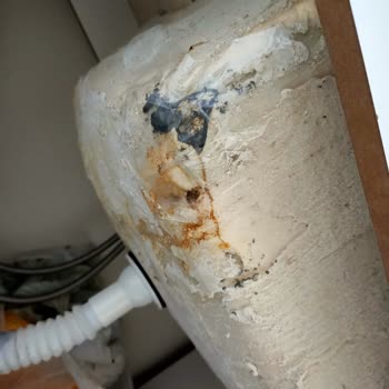 Tutak TOKİ Dairesindeki İnşaat Hataları Ve Cevapsız Yönetim