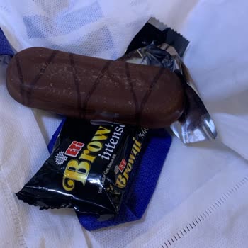 Eti Browni Intense Çikolatalı Keklerde Renk Bozukluğu Ve Güvenlik Endişesi
