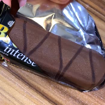 Eti Browni Intense Çikolatalı Keklerde Renk Bozukluğu Ve Güvenlik Endişesi