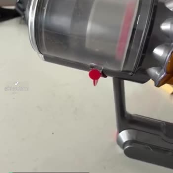 Dyson Aldığıma Pişmanım, Her Yıl Çöp Kutusu Arızası Veriyor