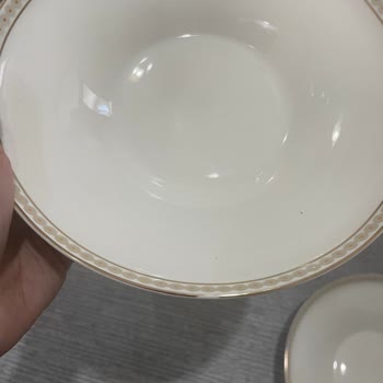 Eksik Ve Hasarlı Yemek Takımları İçin Kargo Ücretinin Şirket Tarafından Karşılanması Gerekiyor