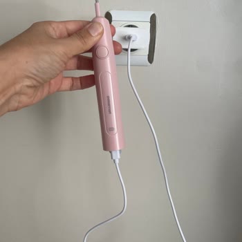 BİM Elektrikli Diş Fırçaları Çalışmaz Duruma Geldi, İade İstiyorum
