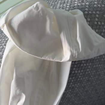 Massimo Dutti Sent Me a Shirt With a Missing Button and Signs of Prior Use