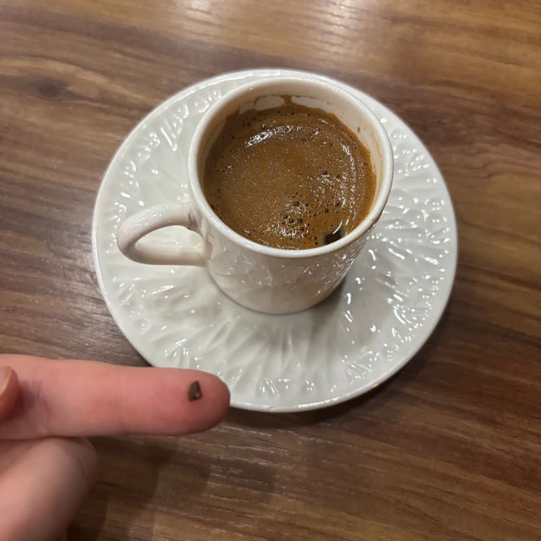 Çorba İçinde Böcek Ve Hijyen Sorunları Müşteriyi Mahvetti