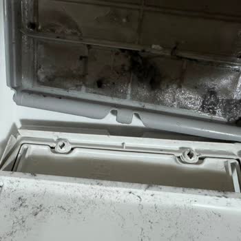 Bosch Kurutma Makinesinde Kırık Filtre Ve Eksik Parça Teslimi, Ücretsiz Değişim Talebi