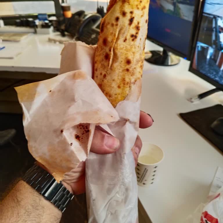 Zurna Dürüm Ücreti Alındı Ama Dürüm Normal Gönderildi