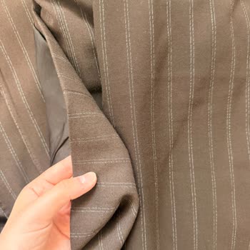 Mango Takım Elbisede Açılan Dikişler Ve Cevapsız Garanti Süreci